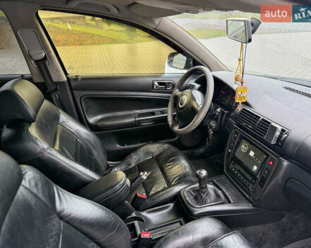 Черный Фольксваген Пассат, объемом двигателя 1.9 л и пробегом 405 тыс. км за 2900 $, фото 33 на Automoto.ua