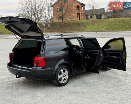 Черный Фольксваген Пассат, объемом двигателя 1.9 л и пробегом 408 тыс. км за 2999 $, фото 27 на Automoto.ua