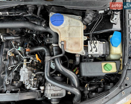 Черный Фольксваген Пассат, объемом двигателя 1.9 л и пробегом 408 тыс. км за 2999 $, фото 48 на Automoto.ua