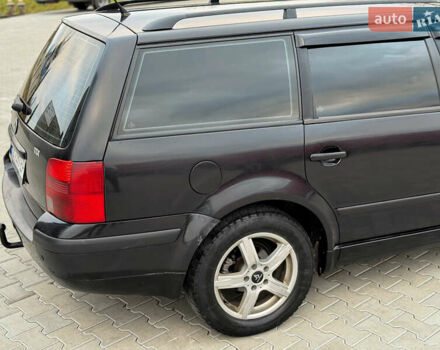 Черный Фольксваген Пассат, объемом двигателя 1.9 л и пробегом 408 тыс. км за 2999 $, фото 18 на Automoto.ua