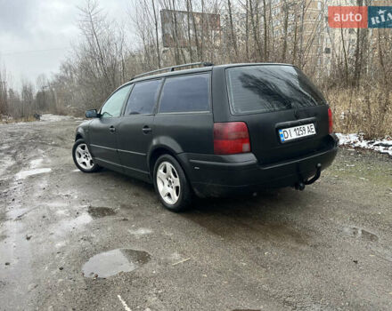 Черный Фольксваген Пассат, объемом двигателя 2.77 л и пробегом 430 тыс. км за 2000 $, фото 3 на Automoto.ua