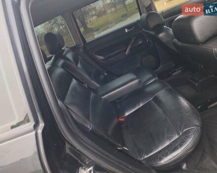 Черный Фольксваген Пассат, объемом двигателя 1.9 л и пробегом 408 тыс. км за 2800 $, фото 17 на Automoto.ua