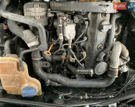 Чорний Фольксваген Пассат, об'ємом двигуна 1.9 л та пробігом 457 тис. км за 1500 $, фото 6 на Automoto.ua