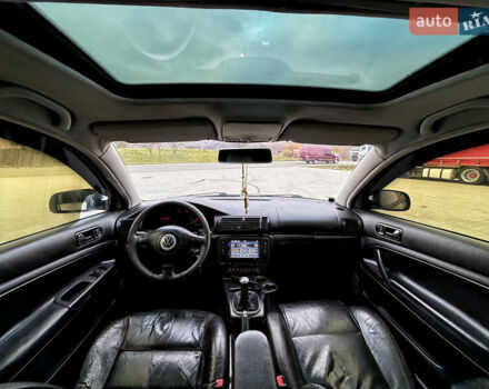 Черный Фольксваген Пассат, объемом двигателя 1.9 л и пробегом 408 тыс. км за 2999 $, фото 30 на Automoto.ua