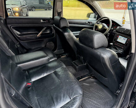 Черный Фольксваген Пассат, объемом двигателя 1.9 л и пробегом 408 тыс. км за 2999 $, фото 42 на Automoto.ua