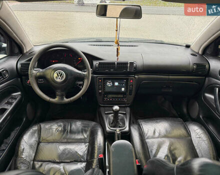 Черный Фольксваген Пассат, объемом двигателя 1.9 л и пробегом 405 тыс. км за 2900 $, фото 24 на Automoto.ua