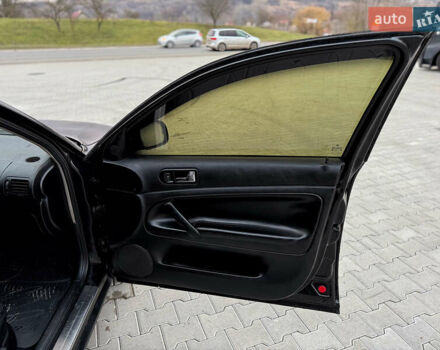 Черный Фольксваген Пассат, объемом двигателя 1.9 л и пробегом 408 тыс. км за 2999 $, фото 28 на Automoto.ua