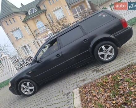 Черный Фольксваген Пассат, объемом двигателя 1.9 л и пробегом 408 тыс. км за 2800 $, фото 1 на Automoto.ua