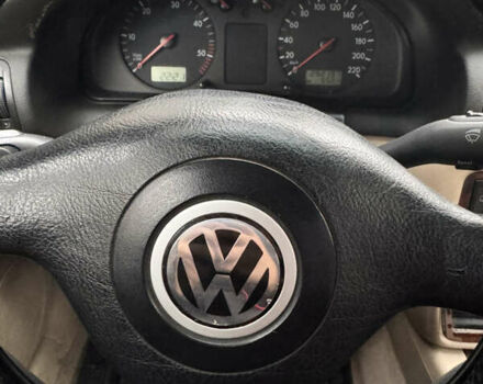 Черный Фольксваген Пассат, объемом двигателя 1.9 л и пробегом 290 тыс. км за 3200 $, фото 11 на Automoto.ua