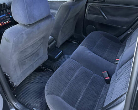 Черный Фольксваген Пассат, объемом двигателя 1.9 л и пробегом 375 тыс. км за 4550 $, фото 9 на Automoto.ua