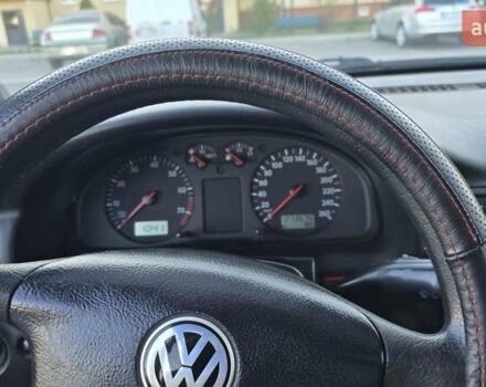 Черный Фольксваген Пассат, объемом двигателя 1.6 л и пробегом 274 тыс. км за 4000 $, фото 16 на Automoto.ua