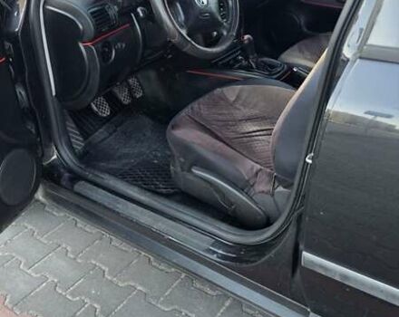 Черный Фольксваген Пассат, объемом двигателя 1.6 л и пробегом 274 тыс. км за 4000 $, фото 21 на Automoto.ua