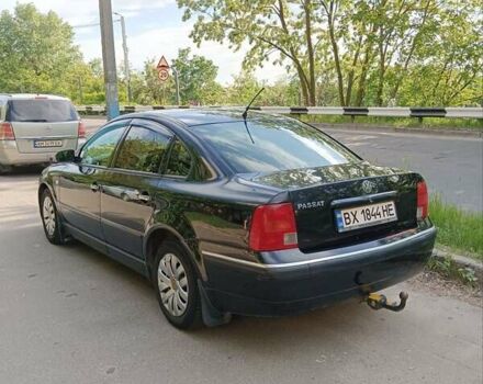 Чорний Фольксваген Пассат, об'ємом двигуна 1.6 л та пробігом 320 тис. км за 3200 $, фото 2 на Automoto.ua