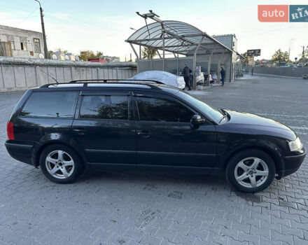 Черный Фольксваген Пассат, объемом двигателя 1.9 л и пробегом 375 тыс. км за 4550 $, фото 2 на Automoto.ua