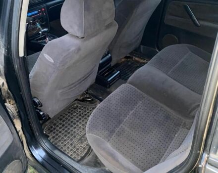 Черный Фольксваген Пассат, объемом двигателя 0 л и пробегом 380 тыс. км за 900 $, фото 5 на Automoto.ua