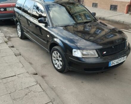 Черный Фольксваген Пассат, объемом двигателя 1.9 л и пробегом 316 тыс. км за 3300 $, фото 1 на Automoto.ua