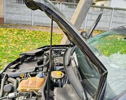 Черный Фольксваген Пассат, объемом двигателя 1.8 л и пробегом 345 тыс. км за 1883 $, фото 1 на Automoto.ua