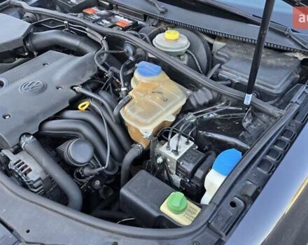 Черный Фольксваген Пассат, объемом двигателя 1.6 л и пробегом 274 тыс. км за 4000 $, фото 9 на Automoto.ua