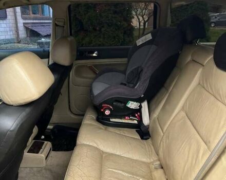 Черный Фольксваген Пассат, объемом двигателя 1.78 л и пробегом 300 тыс. км за 3000 $, фото 12 на Automoto.ua