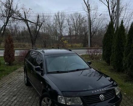 Черный Фольксваген Пассат, объемом двигателя 1.78 л и пробегом 300 тыс. км за 3000 $, фото 3 на Automoto.ua