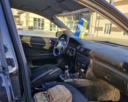 Черный Фольксваген Пассат, объемом двигателя 1.9 л и пробегом 412 тыс. км за 1850 $, фото 5 на Automoto.ua