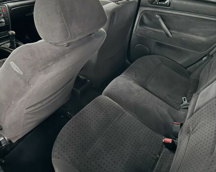 Черный Фольксваген Пассат, объемом двигателя 1.9 л и пробегом 300 тыс. км за 2500 $, фото 9 на Automoto.ua