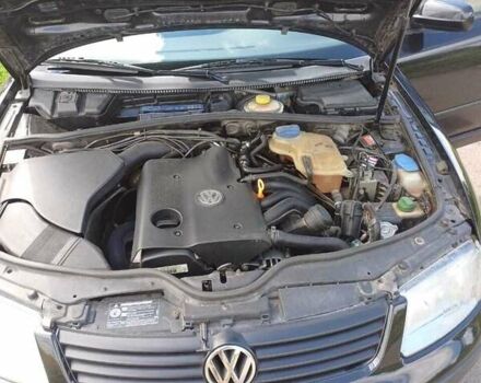 Черный Фольксваген Пассат, объемом двигателя 1.6 л и пробегом 200 тыс. км за 5000 $, фото 6 на Automoto.ua