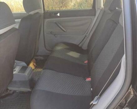 Черный Фольксваген Пассат, объемом двигателя 1.6 л и пробегом 200 тыс. км за 5000 $, фото 5 на Automoto.ua