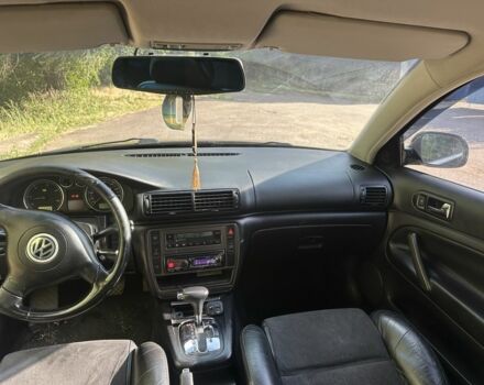 Чорний Фольксваген Пассат, об'ємом двигуна 2.5 л та пробігом 237 тис. км за 4600 $, фото 7 на Automoto.ua