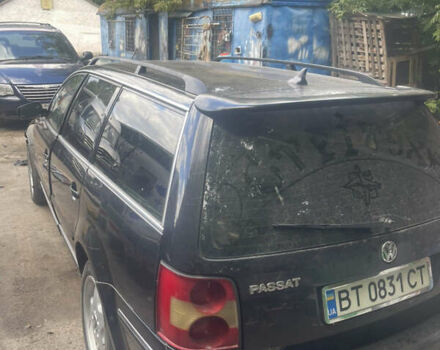 Чорний Фольксваген Пассат, об'ємом двигуна 2.5 л та пробігом 411 тис. км за 2000 $, фото 6 на Automoto.ua