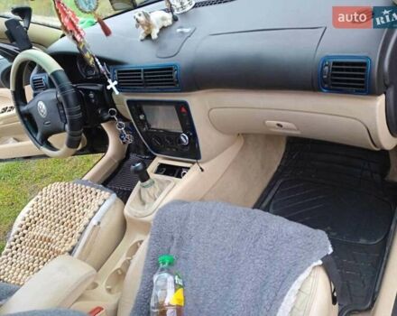 Черный Фольксваген Пассат, объемом двигателя 1.78 л и пробегом 350 тыс. км за 3700 $, фото 5 на Automoto.ua