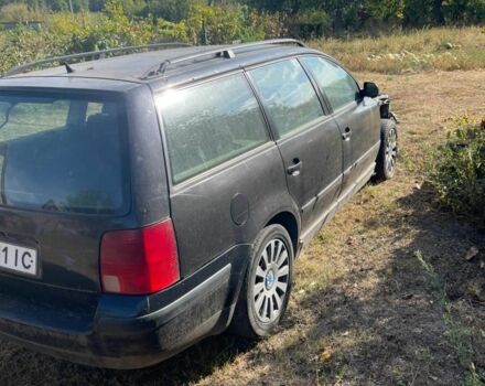 Черный Фольксваген Пассат, объемом двигателя 1.6 л и пробегом 35 тыс. км за 3000 $, фото 3 на Automoto.ua