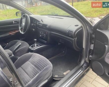 Черный Фольксваген Пассат, объемом двигателя 1.6 л и пробегом 358 тыс. км за 4100 $, фото 13 на Automoto.ua