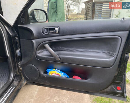 Чорний Фольксваген Пассат, об'ємом двигуна 1.98 л та пробігом 218 тис. км за 4000 $, фото 8 на Automoto.ua