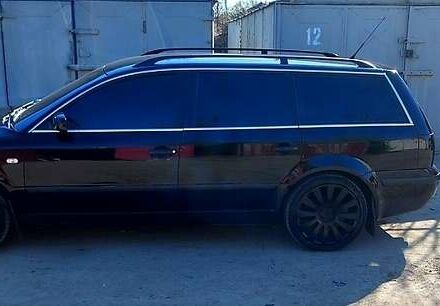 Черный Фольксваген Пассат, объемом двигателя 1.6 л и пробегом 322 тыс. км за 4800 $, фото 6 на Automoto.ua