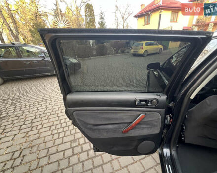 Черный Фольксваген Пассат, объемом двигателя 1.6 л и пробегом 359 тыс. км за 4400 $, фото 30 на Automoto.ua