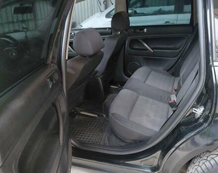 Черный Фольксваген Пассат, объемом двигателя 1.6 л и пробегом 260 тыс. км за 4400 $, фото 12 на Automoto.ua