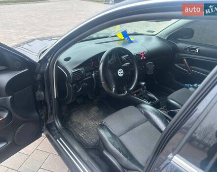 Черный Фольксваген Пассат, объемом двигателя 1.9 л и пробегом 361 тыс. км за 4699 $, фото 16 на Automoto.ua