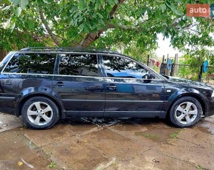 Черный Фольксваген Пассат, объемом двигателя 2 л и пробегом 270 тыс. км за 4200 $, фото 1 на Automoto.ua