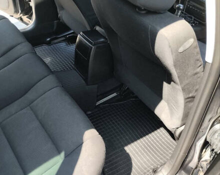 Черный Фольксваген Пассат, объемом двигателя 1.6 л и пробегом 257 тыс. км за 5000 $, фото 2 на Automoto.ua