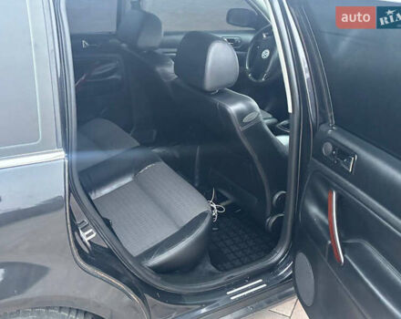 Черный Фольксваген Пассат, объемом двигателя 1.9 л и пробегом 361 тыс. км за 4699 $, фото 21 на Automoto.ua