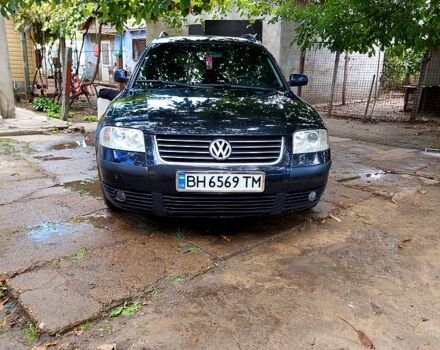 Черный Фольксваген Пассат, объемом двигателя 2 л и пробегом 270 тыс. км за 4200 $, фото 3 на Automoto.ua