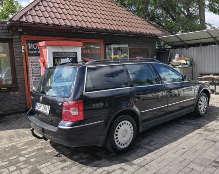 Черный Фольксваген Пассат, объемом двигателя 1.9 л и пробегом 300 тыс. км за 2450 $, фото 1 на Automoto.ua