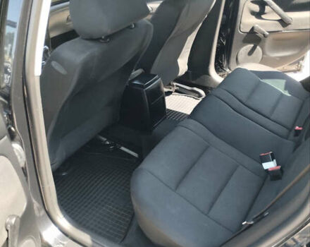 Черный Фольксваген Пассат, объемом двигателя 1.6 л и пробегом 257 тыс. км за 5000 $, фото 1 на Automoto.ua