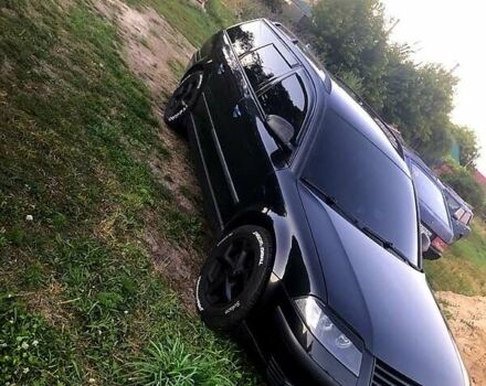 Чорний Фольксваген Пассат, об'ємом двигуна 1.8 л та пробігом 260 тис. км за 4900 $, фото 8 на Automoto.ua