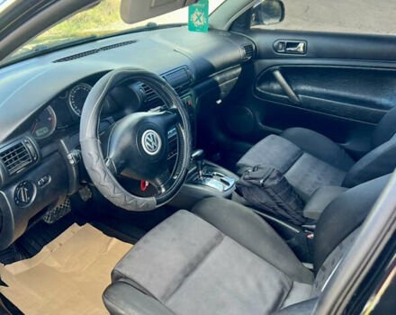 Чорний Фольксваген Пассат, об'ємом двигуна 2.5 л та пробігом 318 тис. км за 4199 $, фото 16 на Automoto.ua