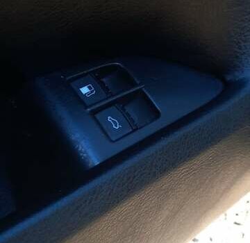 Черный Фольксваген Пассат, объемом двигателя 2 л и пробегом 291 тыс. км за 3600 $, фото 12 на Automoto.ua