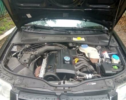 Черный Фольксваген Пассат, объемом двигателя 1.6 л и пробегом 200 тыс. км за 4400 $, фото 16 на Automoto.ua