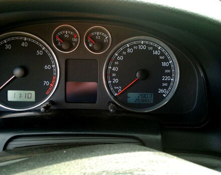 Черный Фольксваген Пассат, объемом двигателя 1.6 л и пробегом 259 тыс. км за 4700 $, фото 1 на Automoto.ua