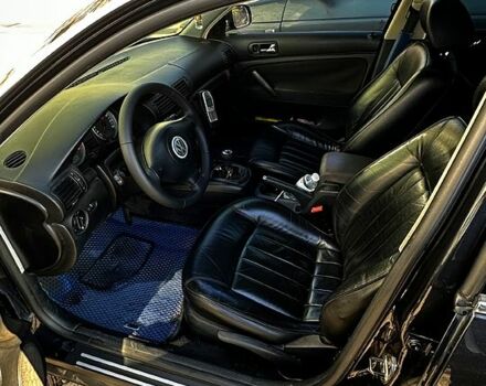 Черный Фольксваген Пассат, объемом двигателя 1.8 л и пробегом 349 тыс. км за 5000 $, фото 7 на Automoto.ua